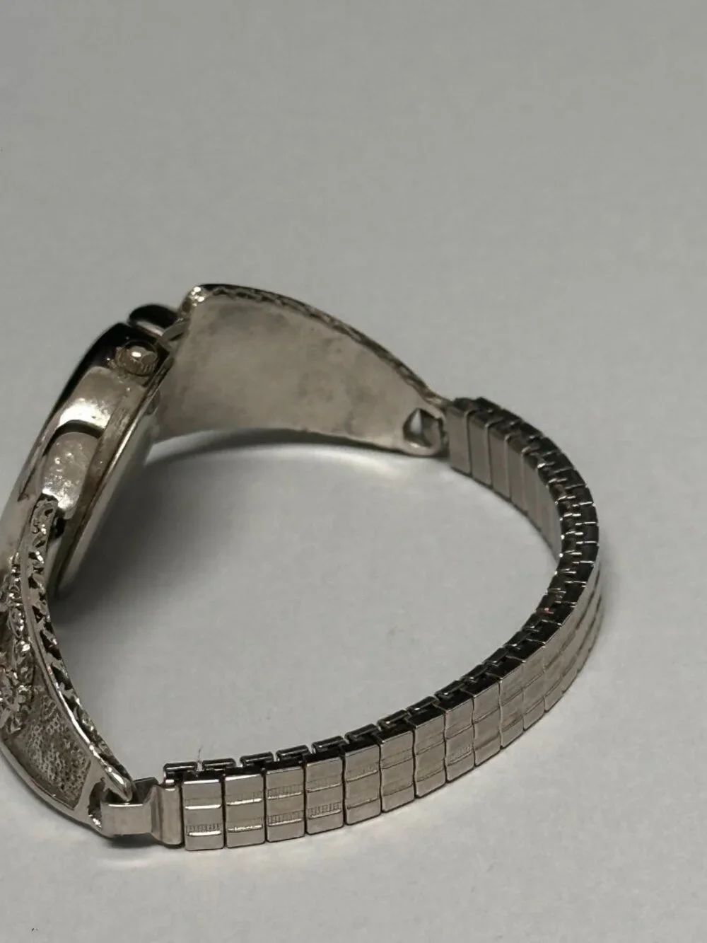 3/$30 Collezio Watch Women Silver Tone Hummingbird Stretch Expansion Band 6.25